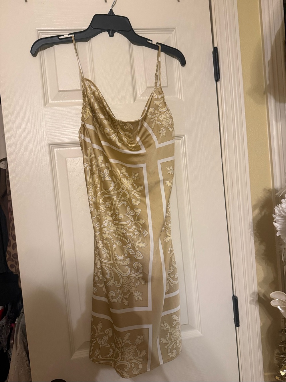 Forever 21 Gold and White Printed Slip Dress